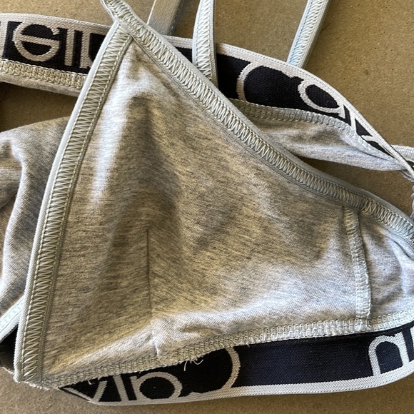 Calvin Klein bra - Picture 3 of 4